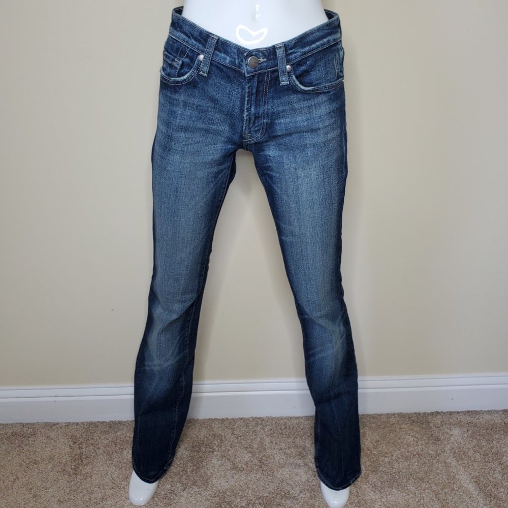 Miss Vigoss Women's Red Embroidery Stripe Blue Jeans SZ 3/4